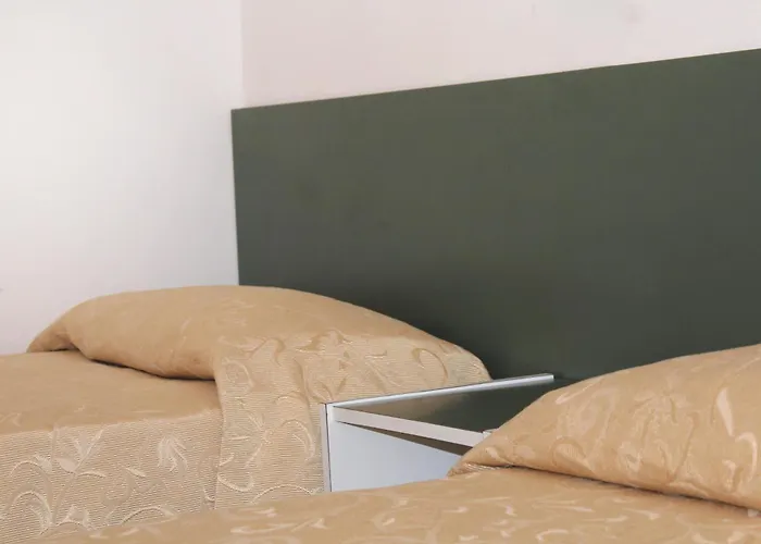 Plaza 3* צ'סנטיקו